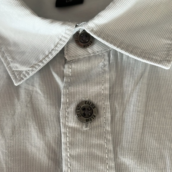 Men’s Calvin Klein size L, light grey button-up shirt NWOT - Picture 9 of 9